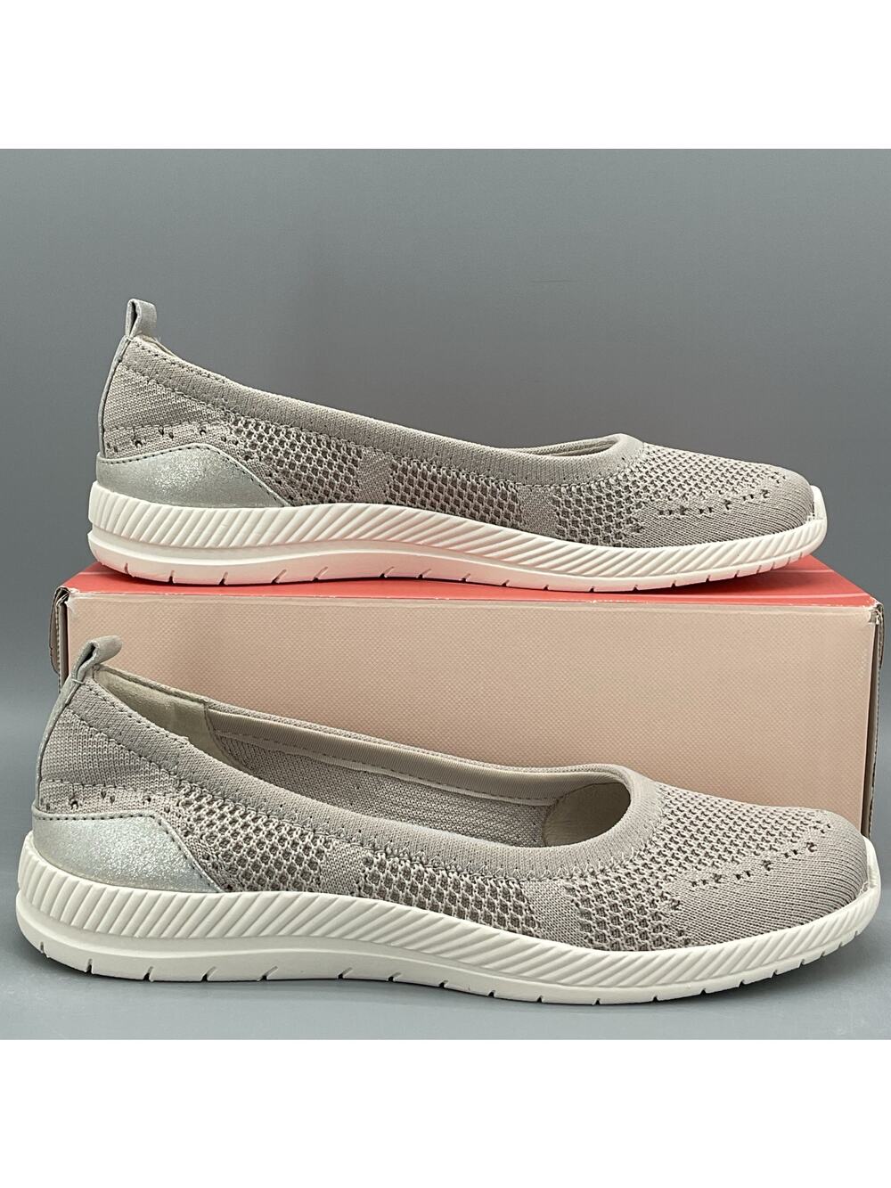 NEW Easy Spirit Women’s Glitz Casual Slip-on Walking Shoes Silver Size 7.5WW